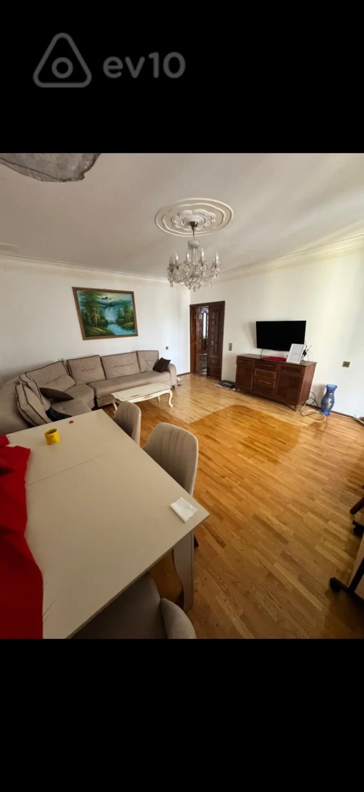 Kirayə verilir 4 otaqlı köhnə tikili 120 m²