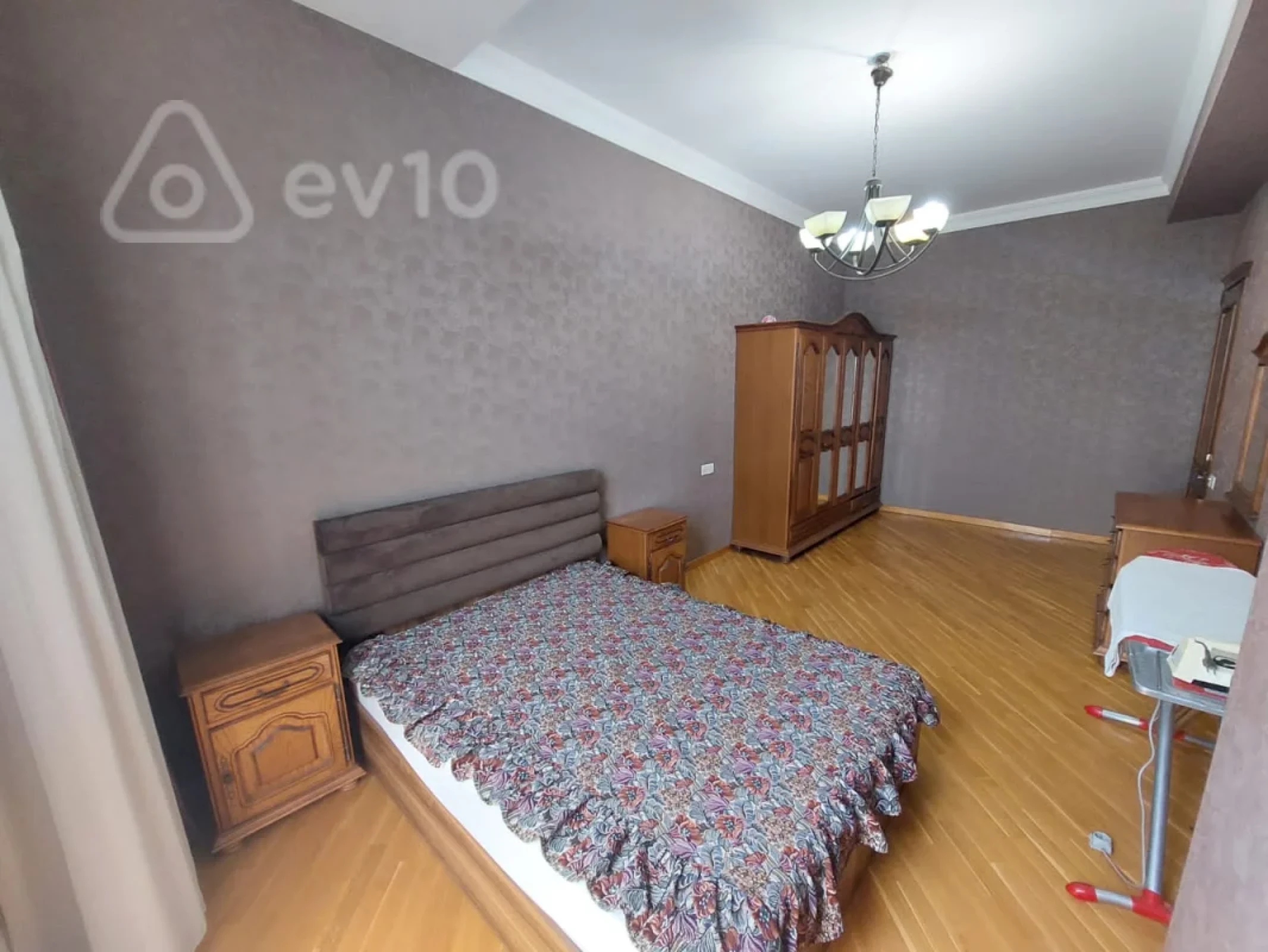 Kirayə verilir 3 otaqlı yeni tikili 120 m²