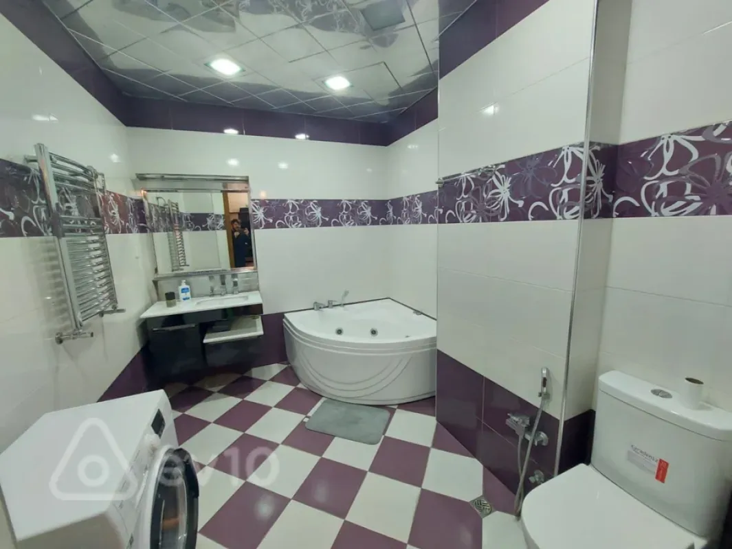 Kirayə verilir 3 otaqlı yeni tikili 120 m²