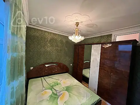 Kirayə verilir 3 otaqlı köhnə tikili 60 m²