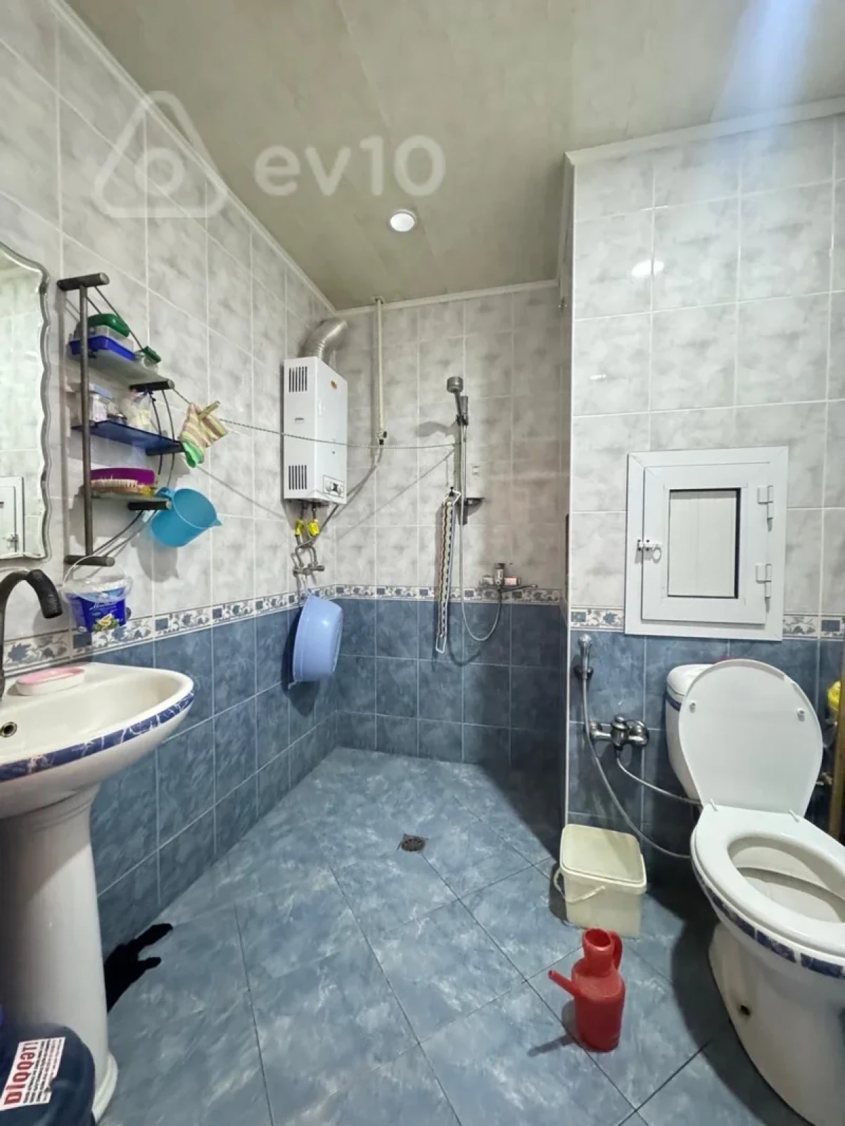 Satılır 2 otaqlı köhnə tikili 50 m²