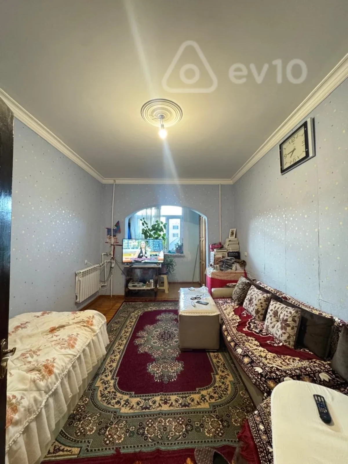 Satılır 2 otaqlı köhnə tikili 50 m²