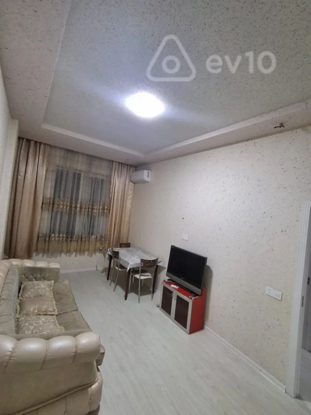 Kirayə verilir 3 otaqlı yeni tikili 56 m²