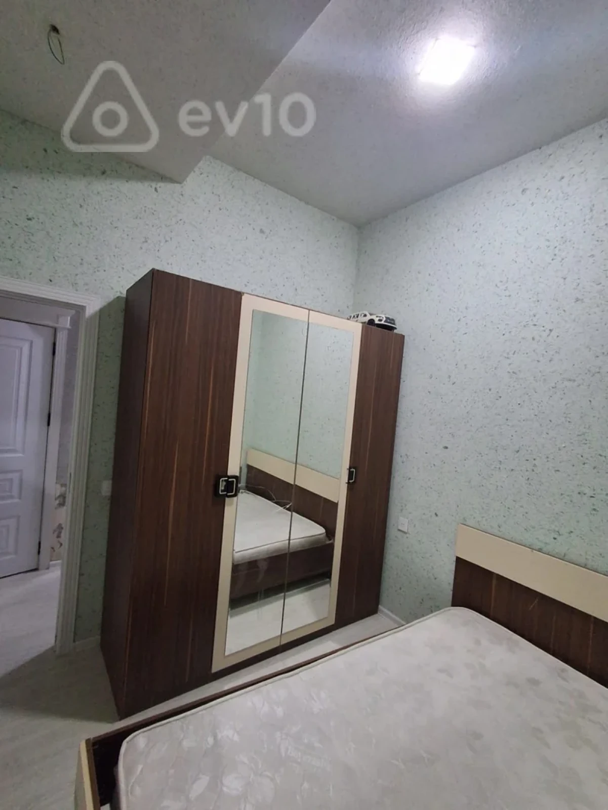 Kirayə verilir 3 otaqlı yeni tikili 56 m²