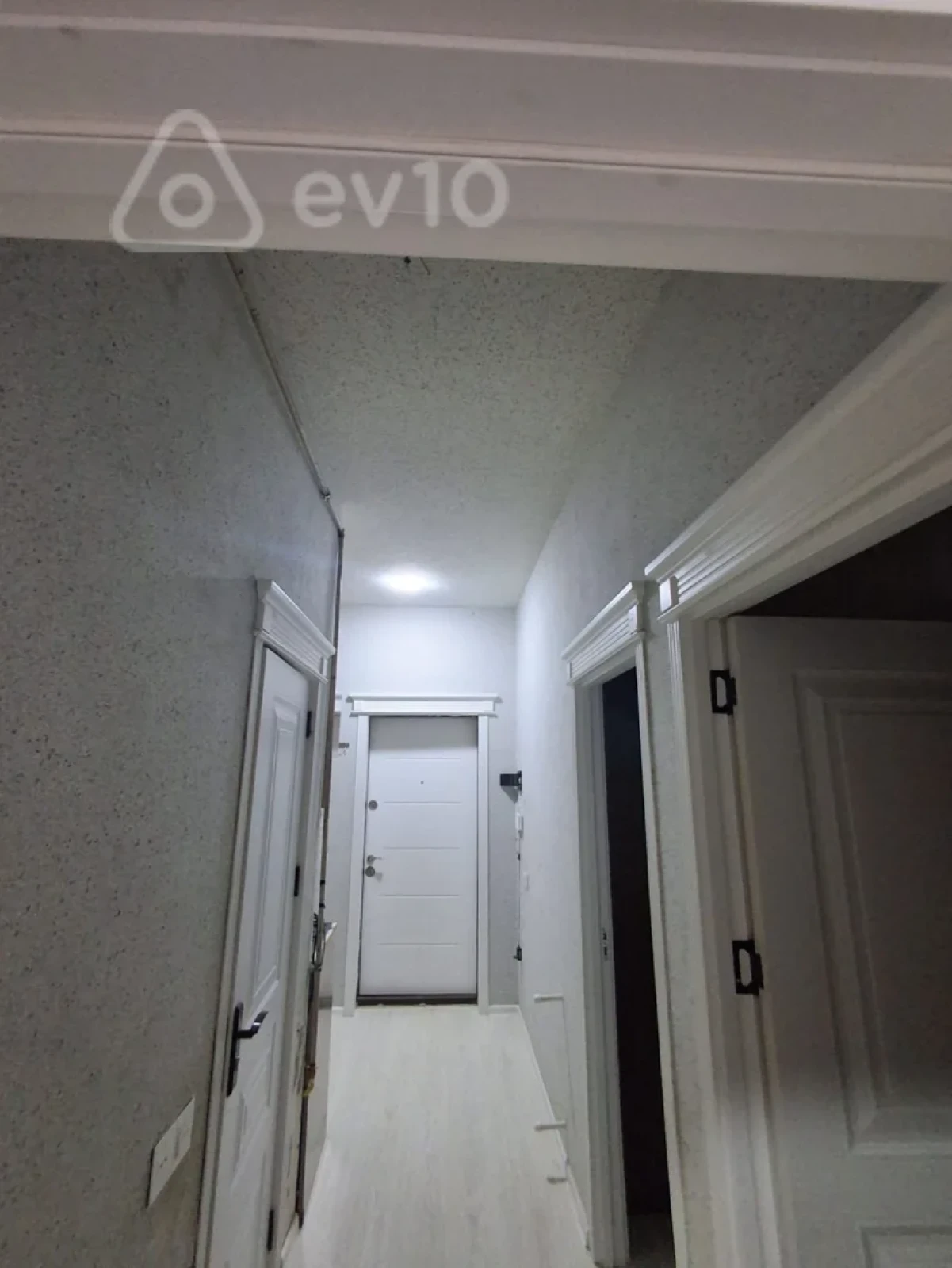 Kirayə verilir 3 otaqlı yeni tikili 56 m²