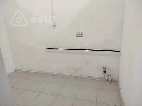 Kirayə verilir mənzil 150 m²