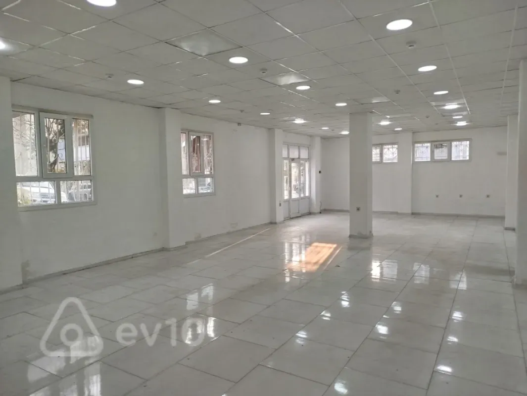 Kirayə verilir mənzil 150 m²