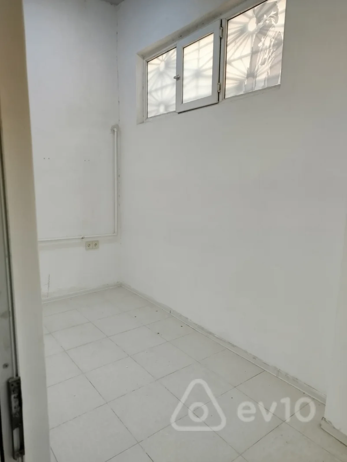 Kirayə verilir mənzil 150 m²