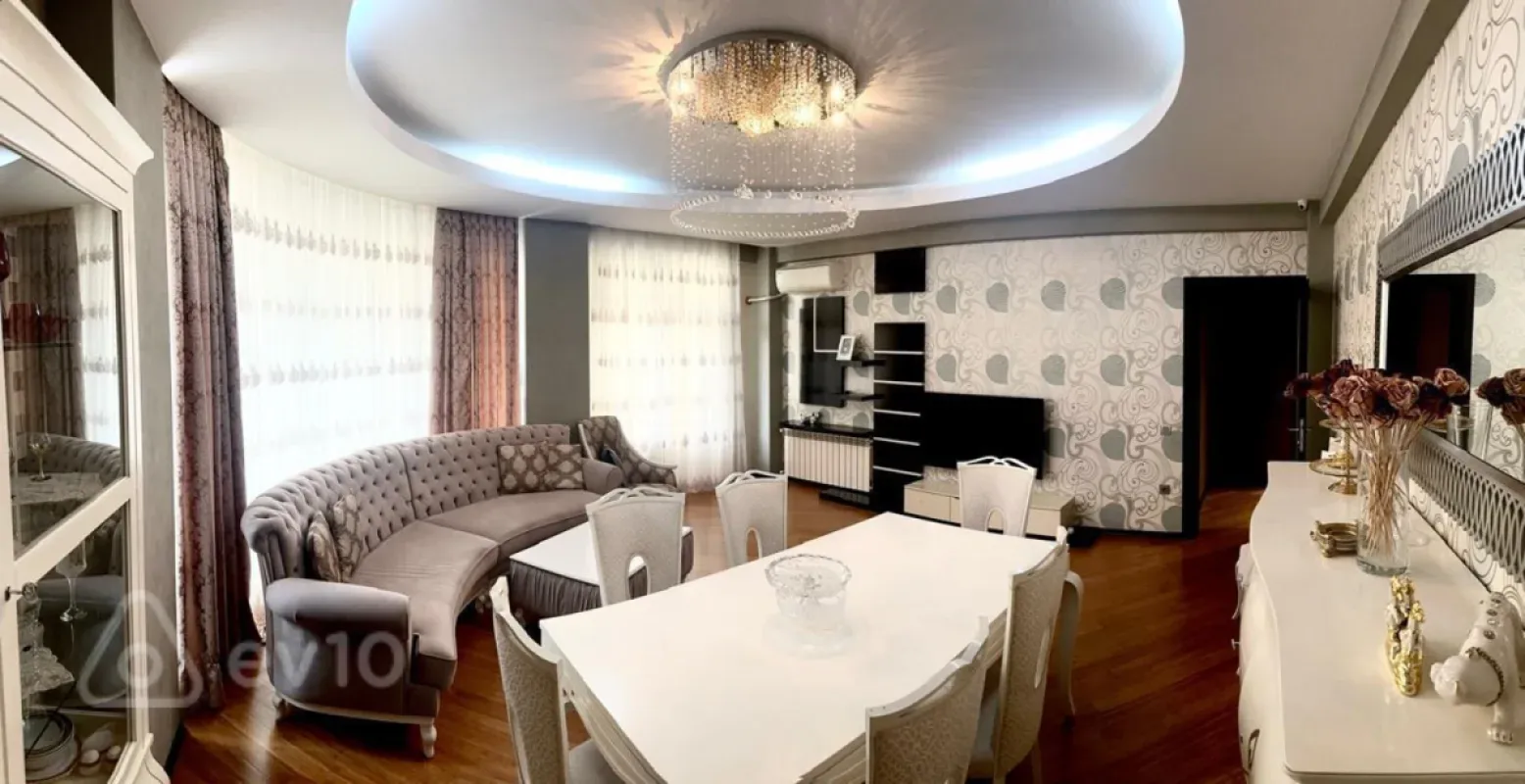 Satılır 3 otaqlı yeni tikili 170 m²