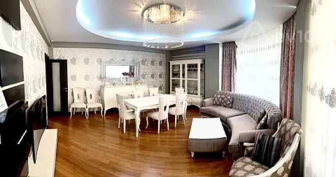 Satılır 3 otaqlı yeni tikili 170 m²
