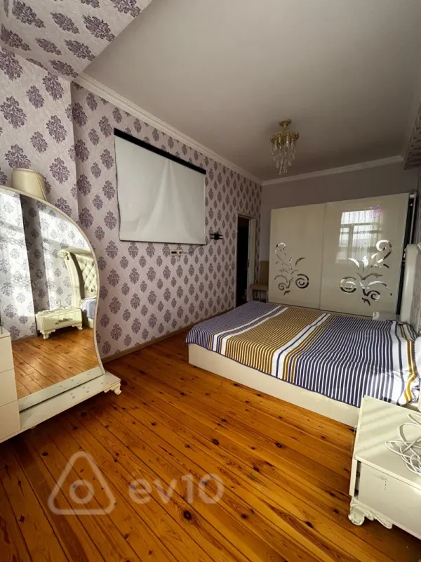 Kirayə verilir 2 otaqlı yeni tikili 65 m²