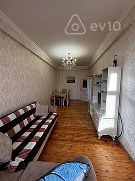 Kirayə verilir 2 otaqlı yeni tikili 65 m²