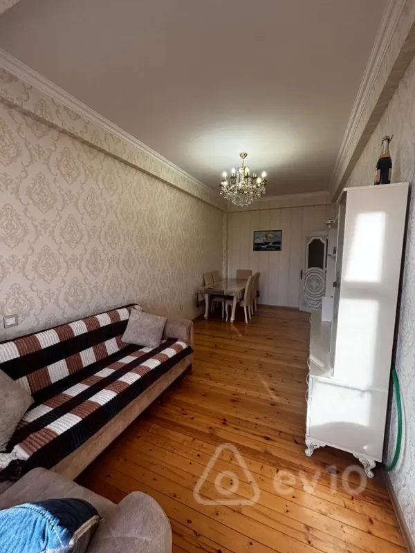 Kirayə verilir 2 otaqlı yeni tikili 65 m²