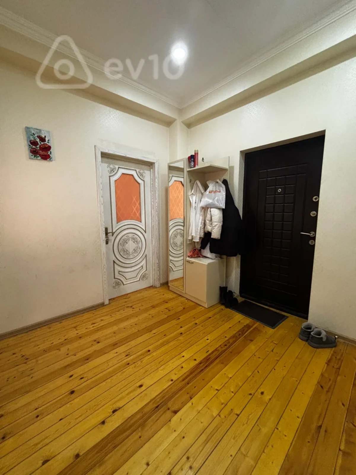 Kirayə verilir 2 otaqlı yeni tikili 65 m²
