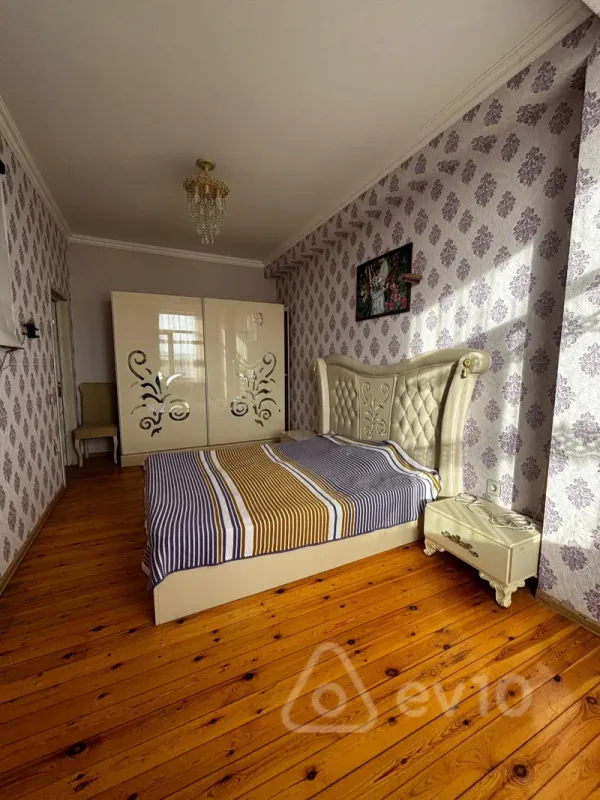 Kirayə verilir 2 otaqlı yeni tikili 65 m²