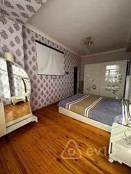 Kirayə verilir 2 otaqlı yeni tikili 65 m²