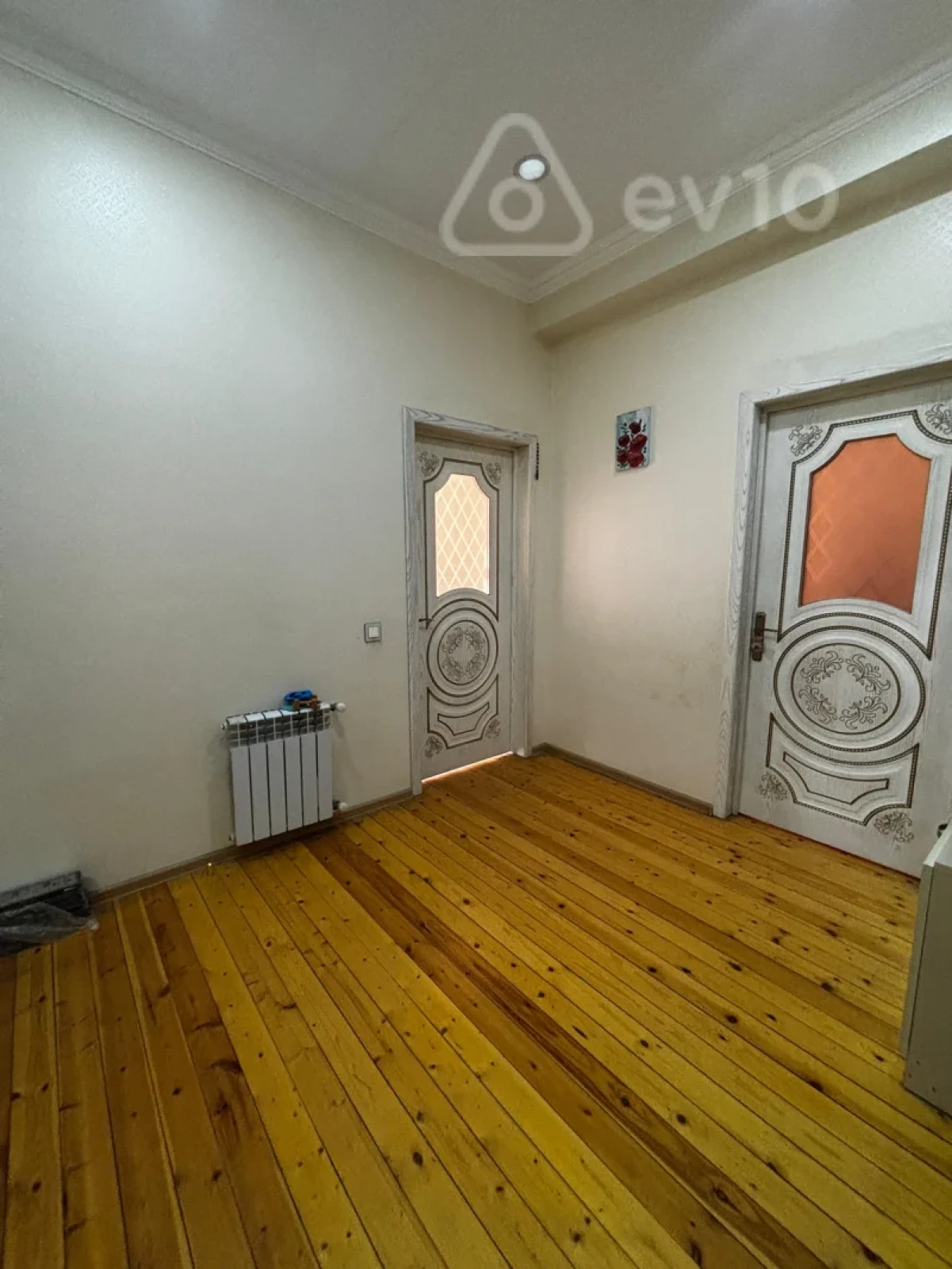 Kirayə verilir 2 otaqlı yeni tikili 65 m²