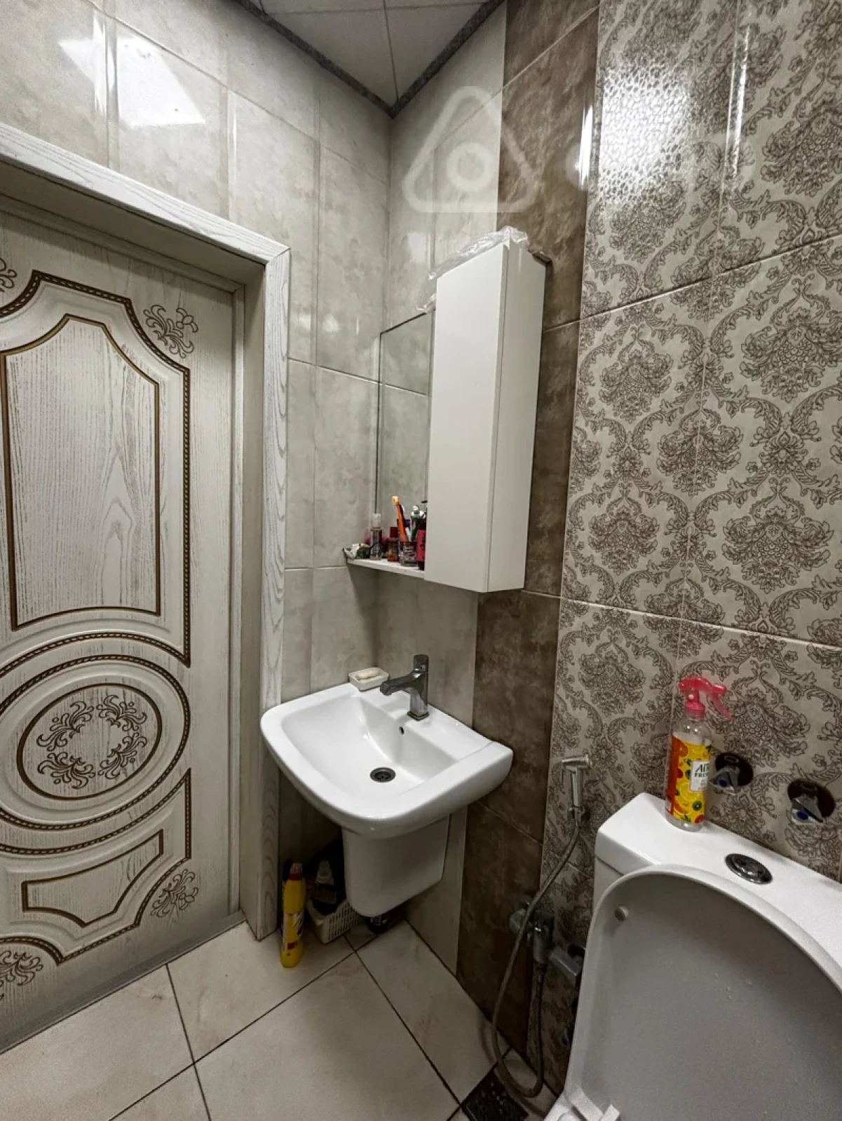 Kirayə verilir 2 otaqlı yeni tikili 65 m²