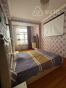 Kirayə verilir 2 otaqlı yeni tikili 65 m²