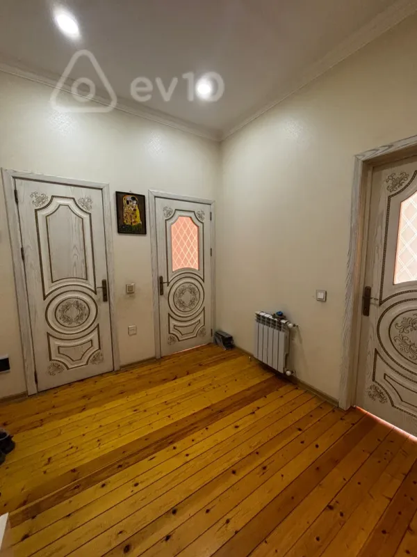 Kirayə verilir 2 otaqlı yeni tikili 65 m²