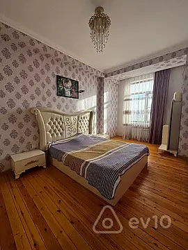 Kirayə verilir 2 otaqlı yeni tikili 65 m²