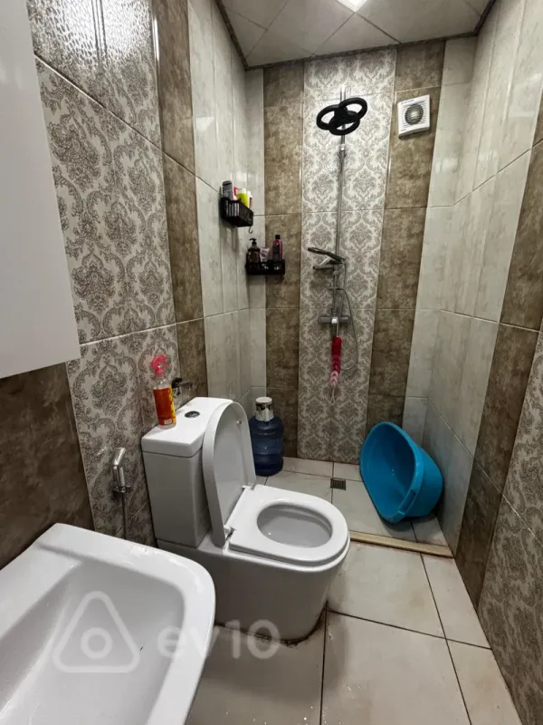 Kirayə verilir 2 otaqlı yeni tikili 65 m²