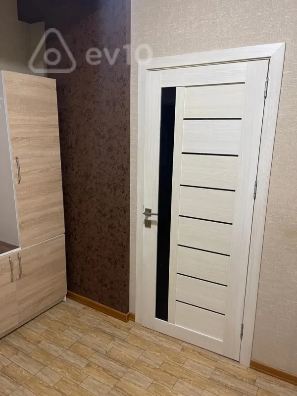 Kirayə verilir 2 otaqlı yeni tikili 65 m²