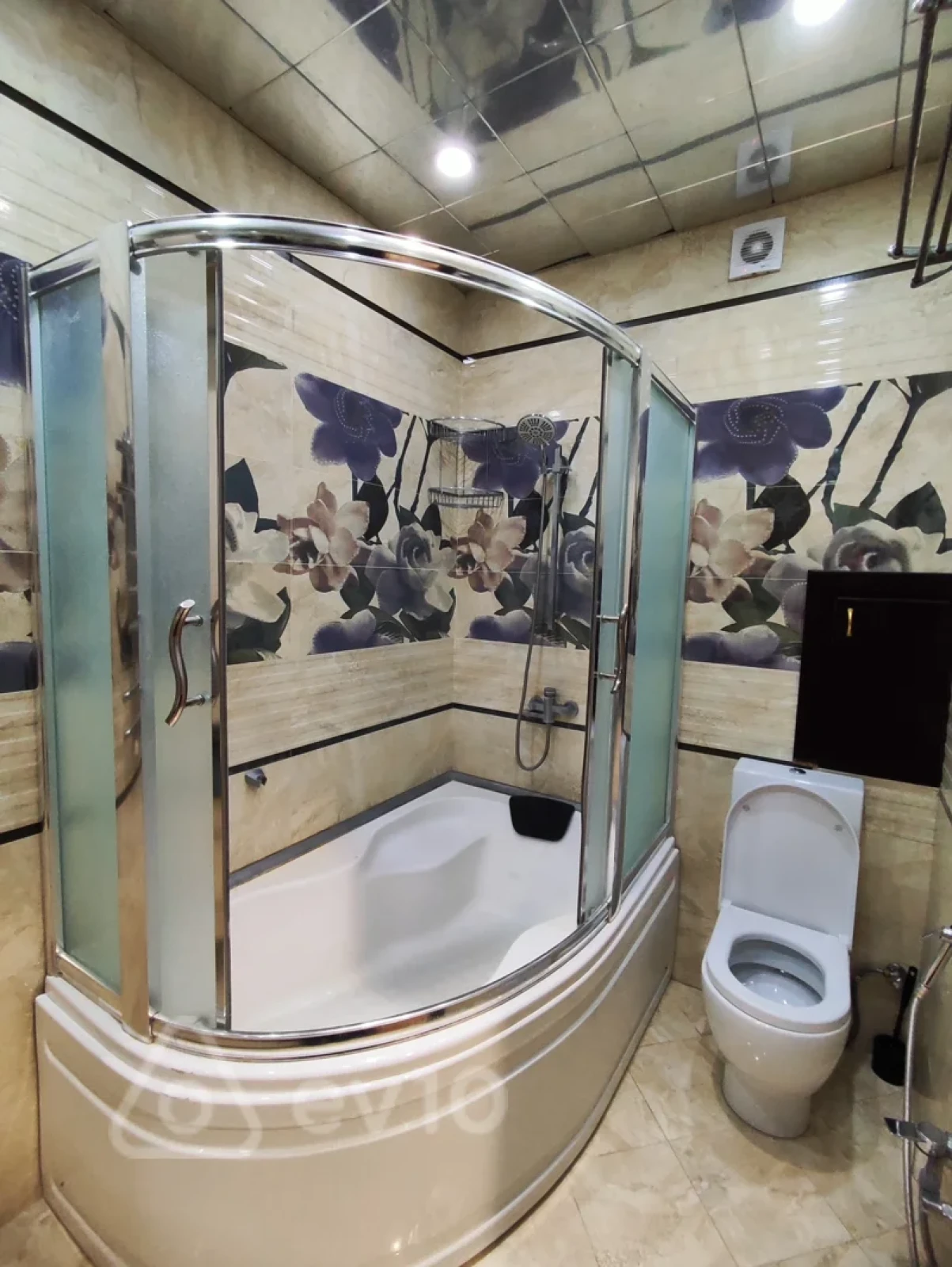 Kirayə verilir 2 otaqlı yeni tikili 110 m²