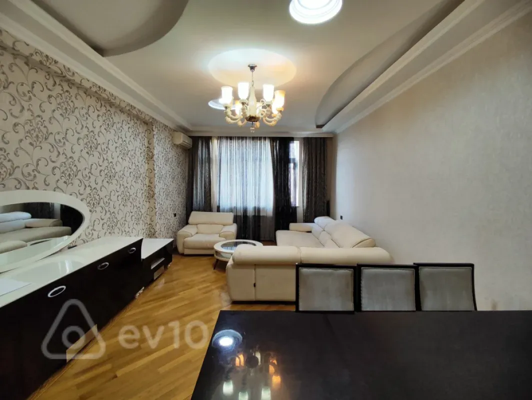 Kirayə verilir 2 otaqlı yeni tikili 110 m²
