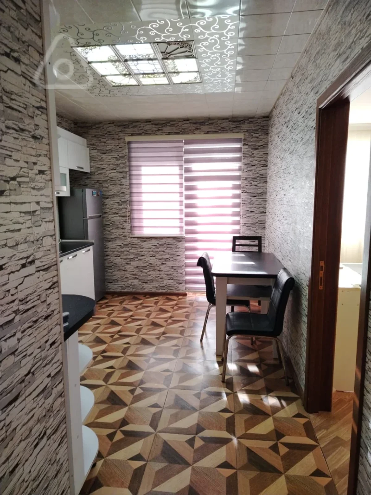 Kirayə verilir 2 otaqlı yeni tikili 57 m²