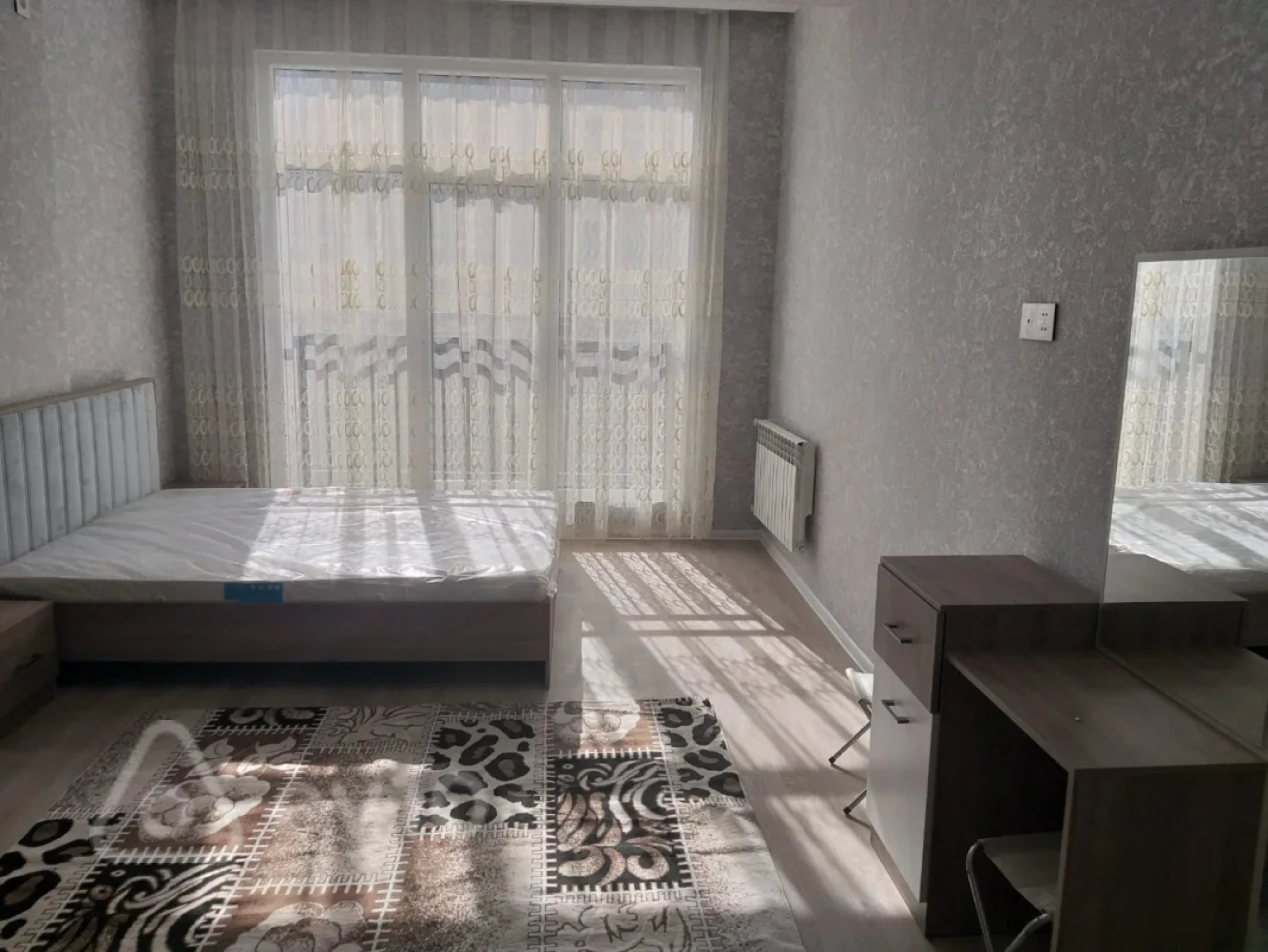 Kirayə verilir 3 otaqlı yeni tikili 80 m²