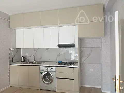 Kirayə verilir 3 otaqlı yeni tikili 80 m²