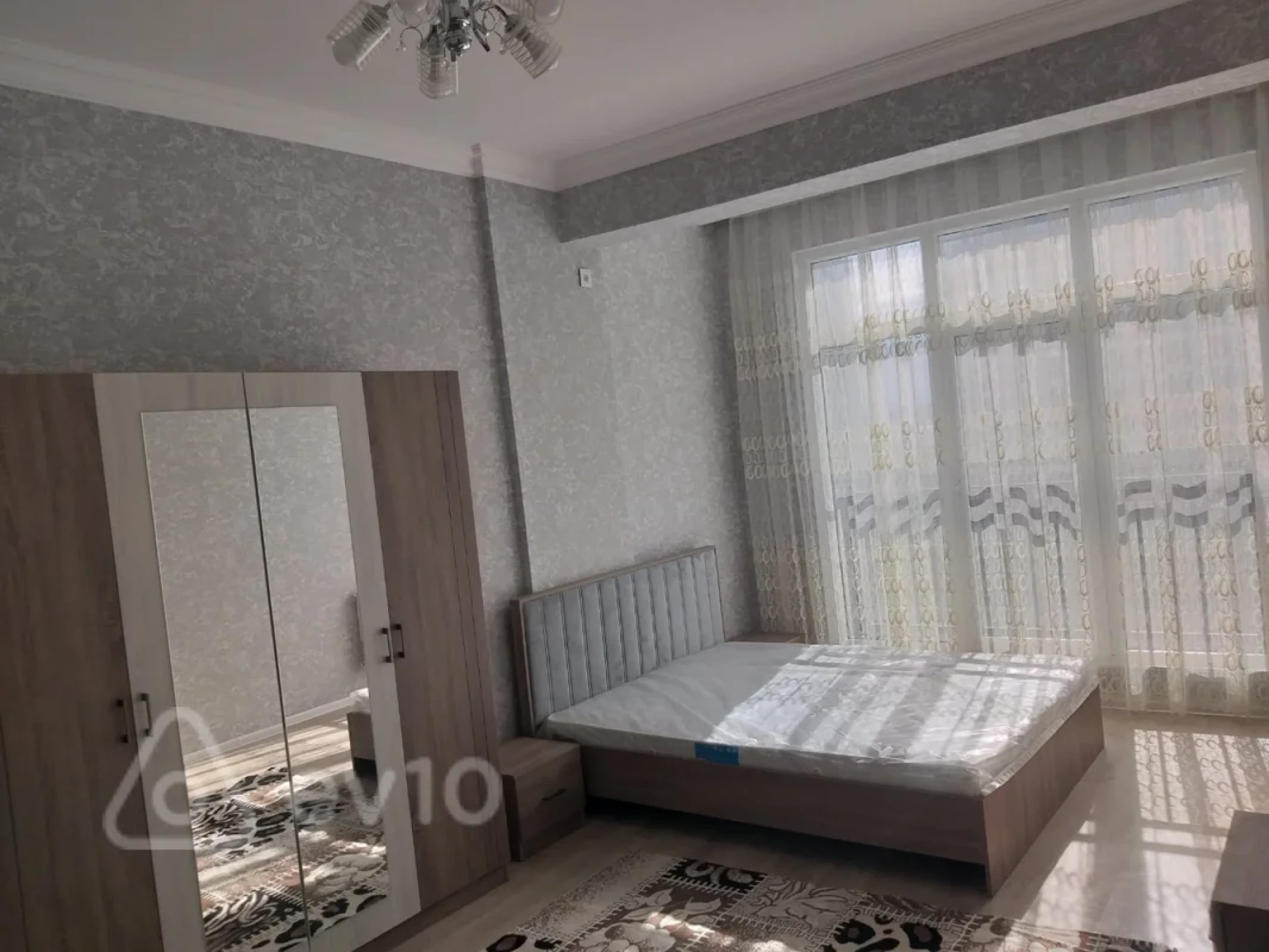 Kirayə verilir 3 otaqlı yeni tikili 80 m²