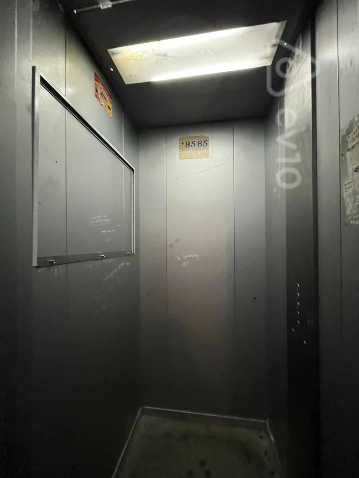 Satılır 3 otaqlı köhnə tikili 60 m²