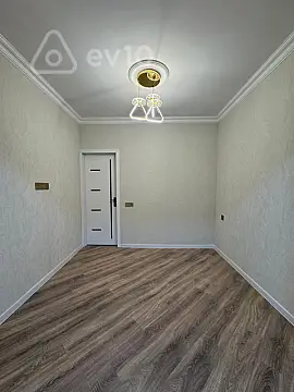 Satılır 2 otaqlı köhnə tikili 48 m²