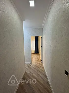 Satılır 2 otaqlı köhnə tikili 48 m²