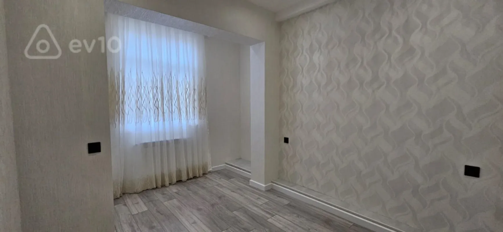 Satılır 3 otaqlı köhnə tikili 73 m²