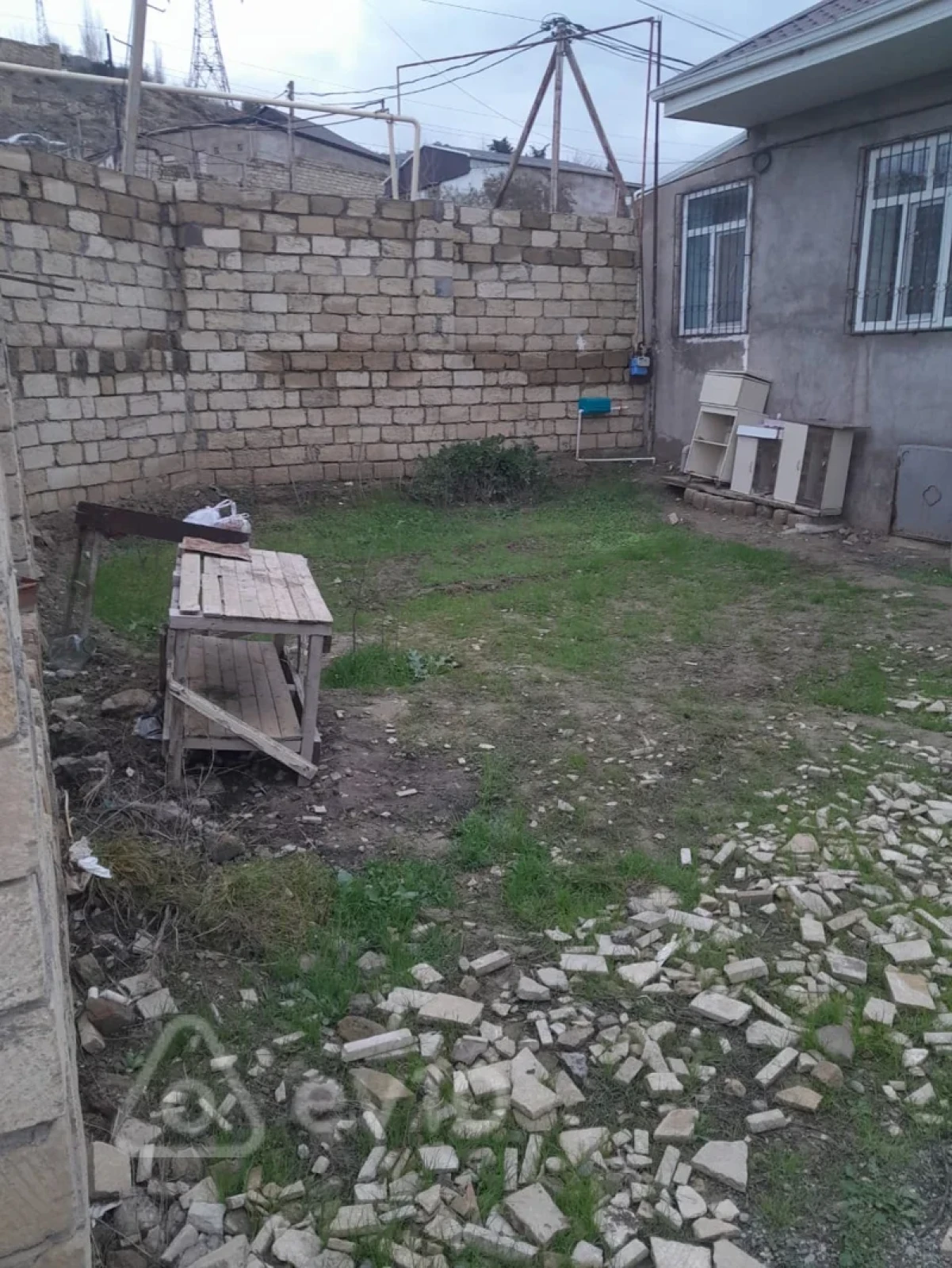 Satılır 4 otaqlı həyət evi 120 m²