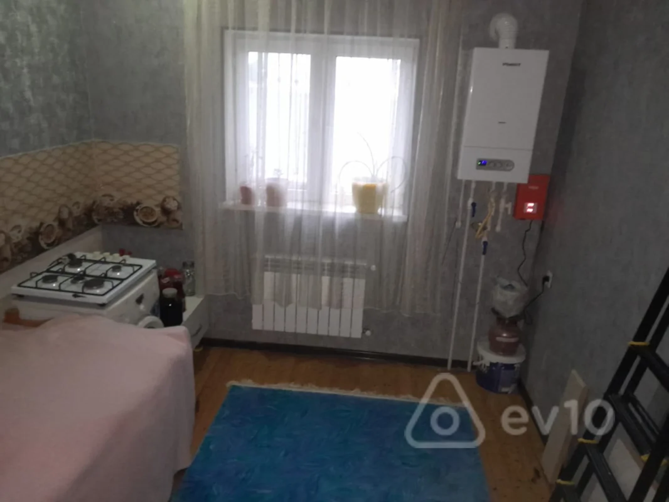 Satılır 4 otaqlı həyət evi 120 m²