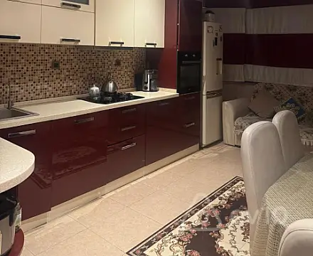 Kirayə verilir 3 otaqlı yeni tikili 122 m²