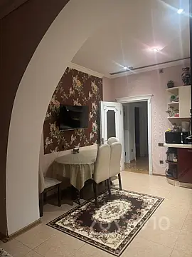 Kirayə verilir 3 otaqlı yeni tikili 122 m²