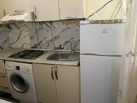 Kirayə verilir 2 otaqlı həyət evi 55 m²