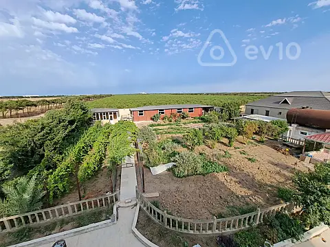 Kirayə verilir 8 otaqlı həyət evi 350 m²