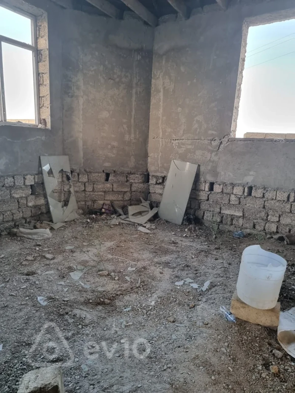 Satılır 3 otaqlı həyət evi 100 m²