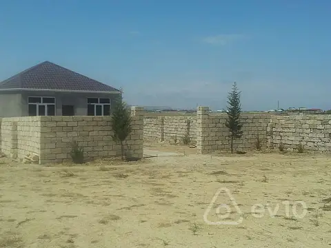 Satılır 3 otaqlı həyət evi 100 m²