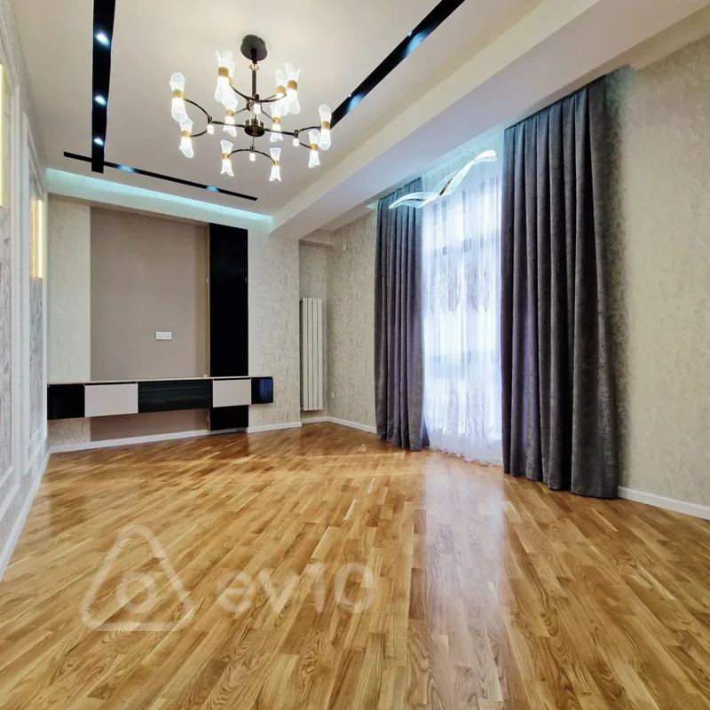 Satılır 2 otaqlı yeni tikili 76 m²