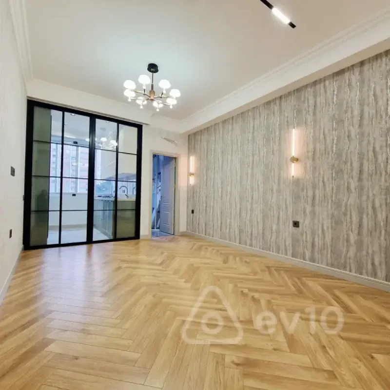 Satılır 3 otaqlı yeni tikili 70 m²