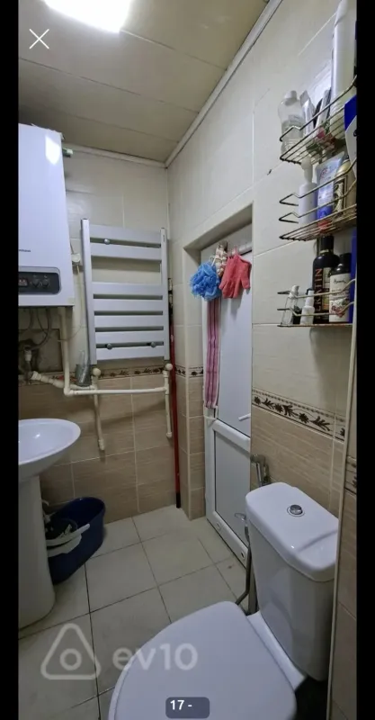 Satılır 2 otaqlı köhnə tikili 40 m²
