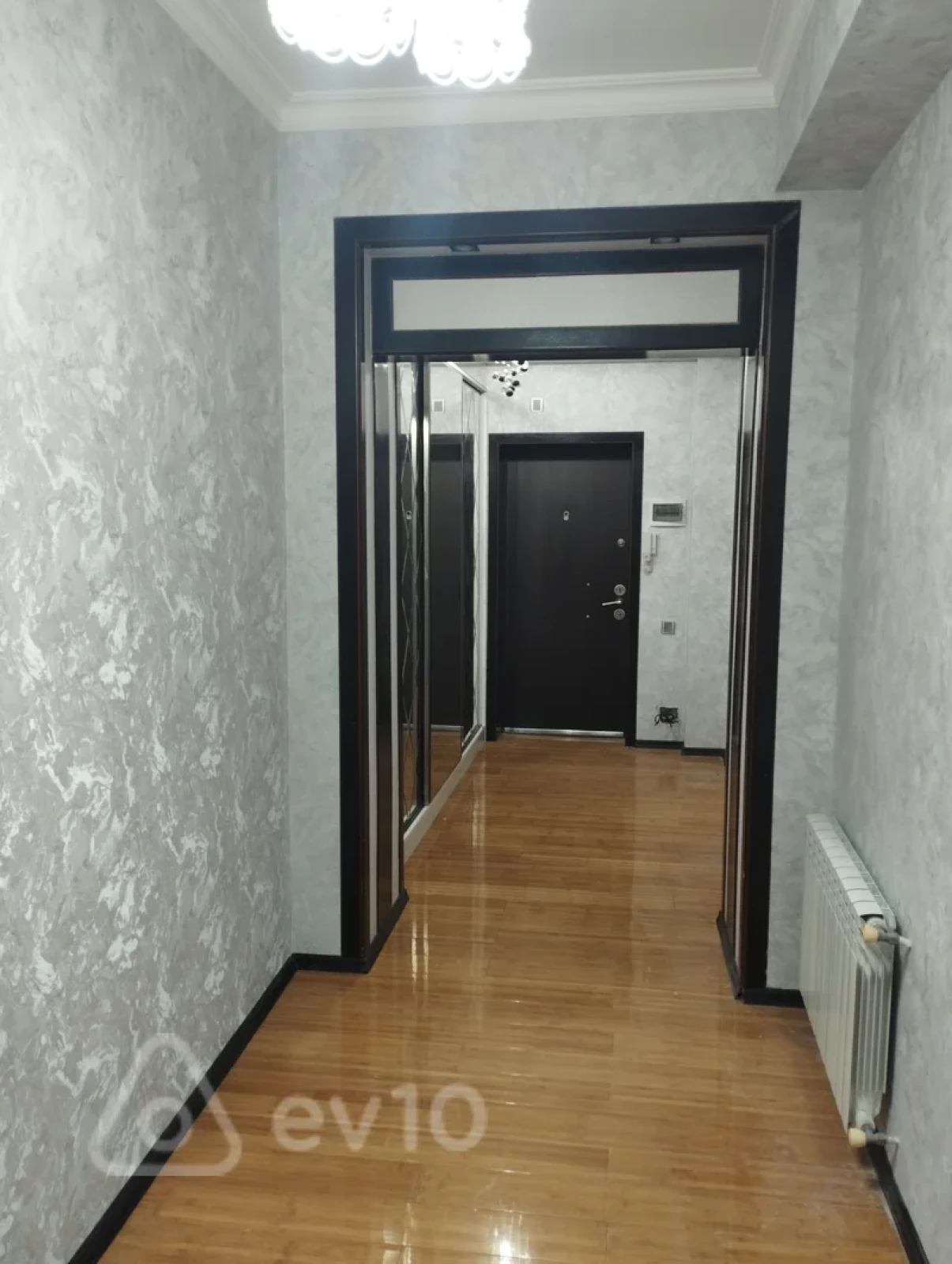 Satılır 3 otaqlı yeni tikili 117 m²