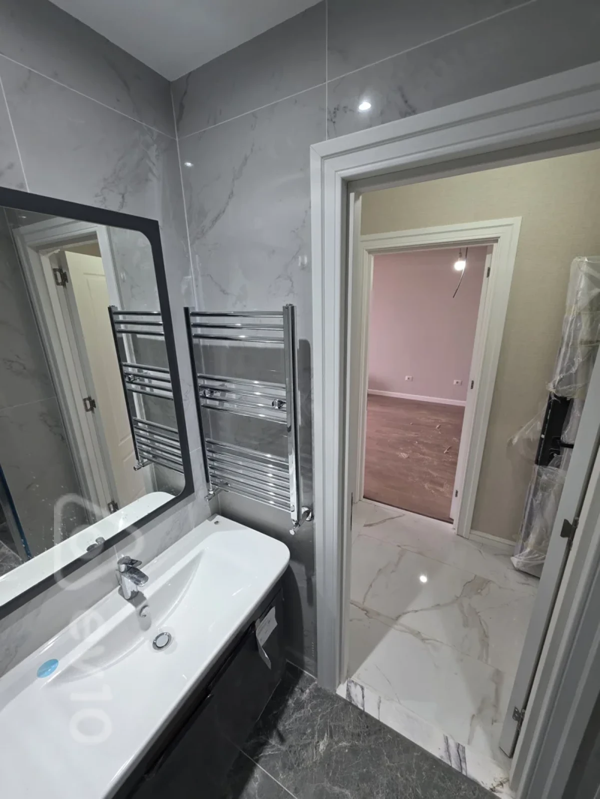 Kirayə verilir 2 otaqlı yeni tikili 48 m²